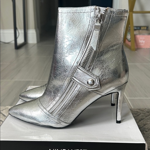 Nine West Metallic Silver Ankle Booties - Picture 1 of 14